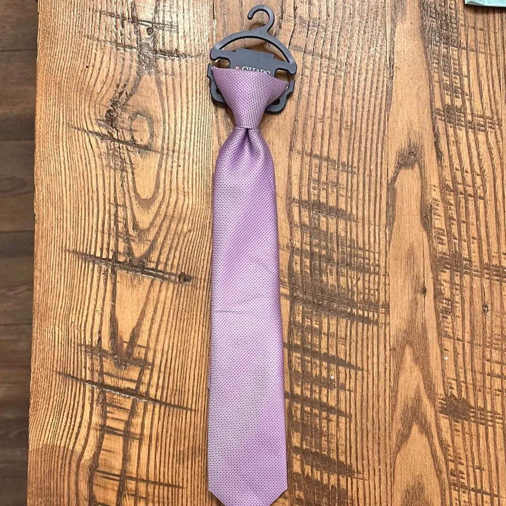 CHAPS Lavender Micro-Pattern Boy’s Neck Tie great SPRING color